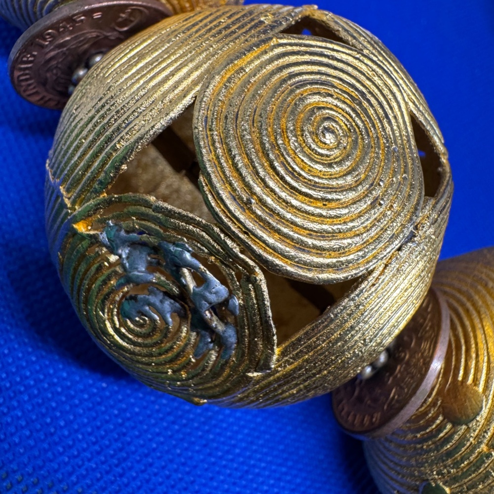 Exquisite Vintage Masha Archer 24K GOLD HUGE Rounds from Cameroon's Baoule Tribe - Picture 13 of 16